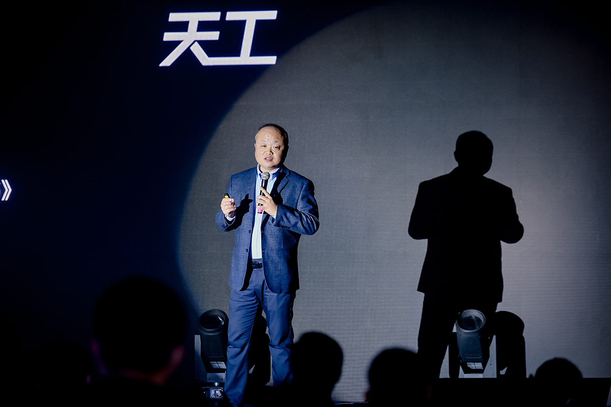 AYJ_0502.JPG AYJ_0502.JPG