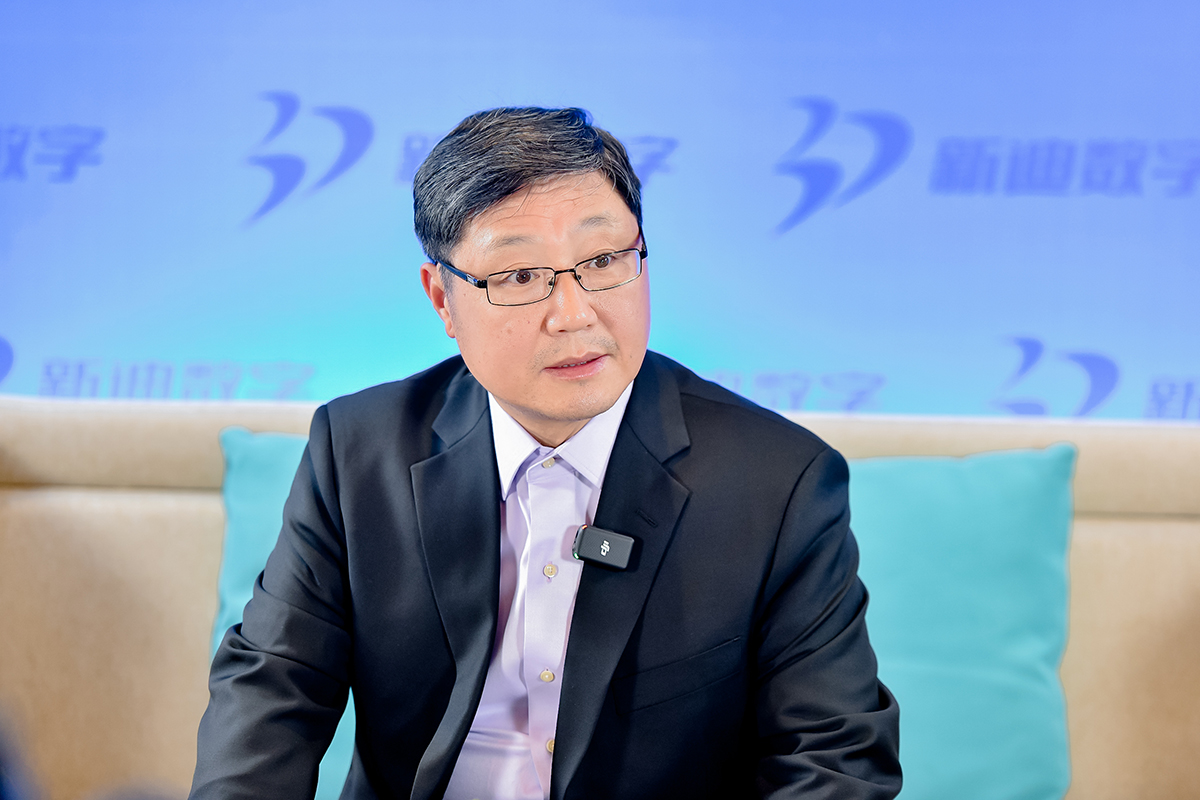 AYJ_9623.JPG AYJ_9623.JPG