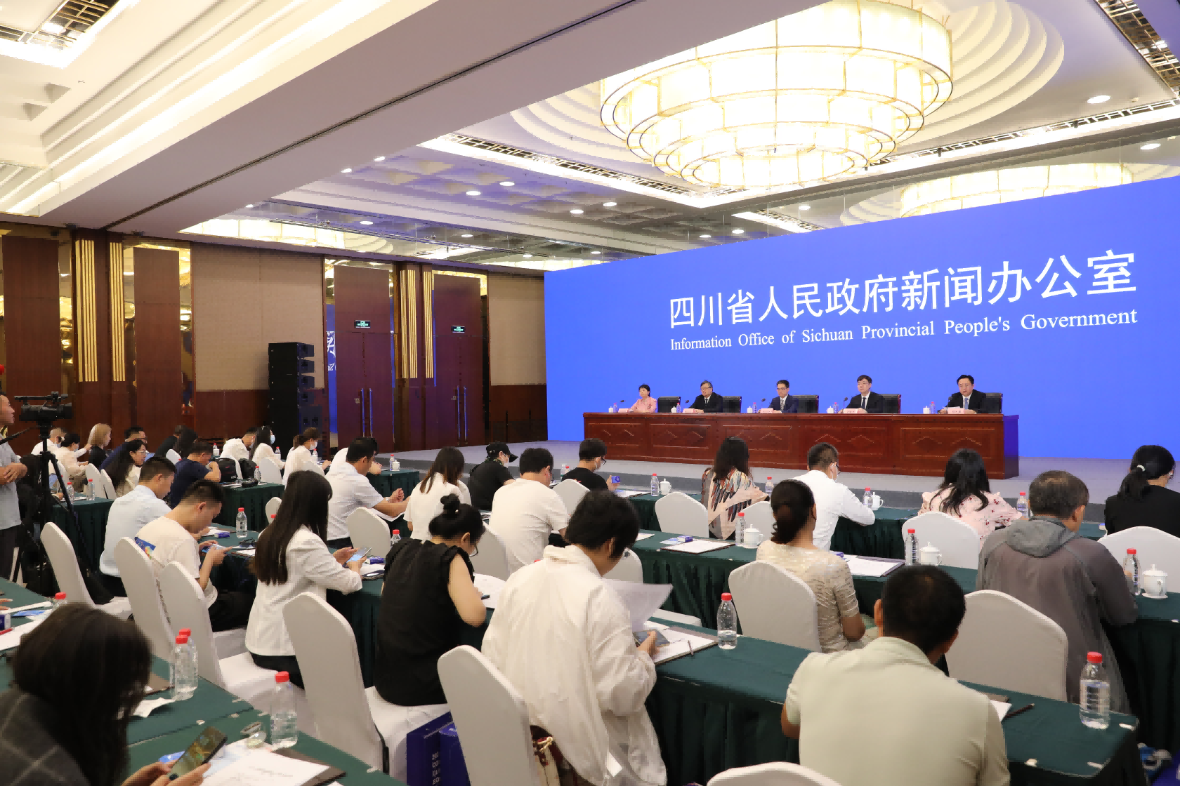 图片 4.png 图片 4.png