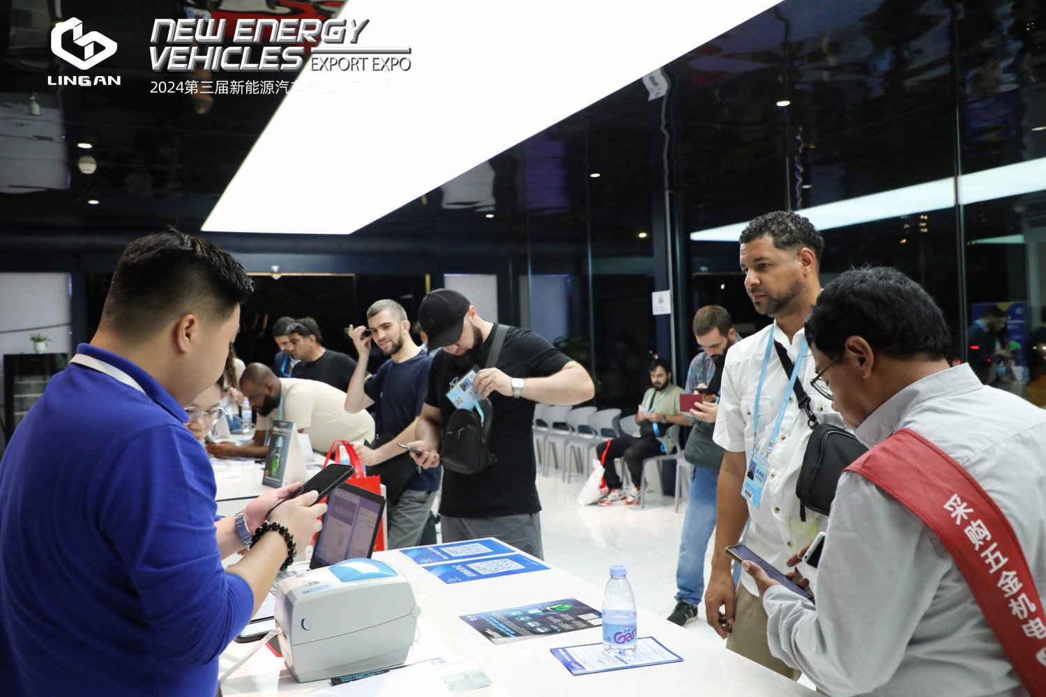 4A2DE00085B7F378A4E836FFB7034865.jpg 4A2DE00085B7F378A4E836FFB7034865.jpg